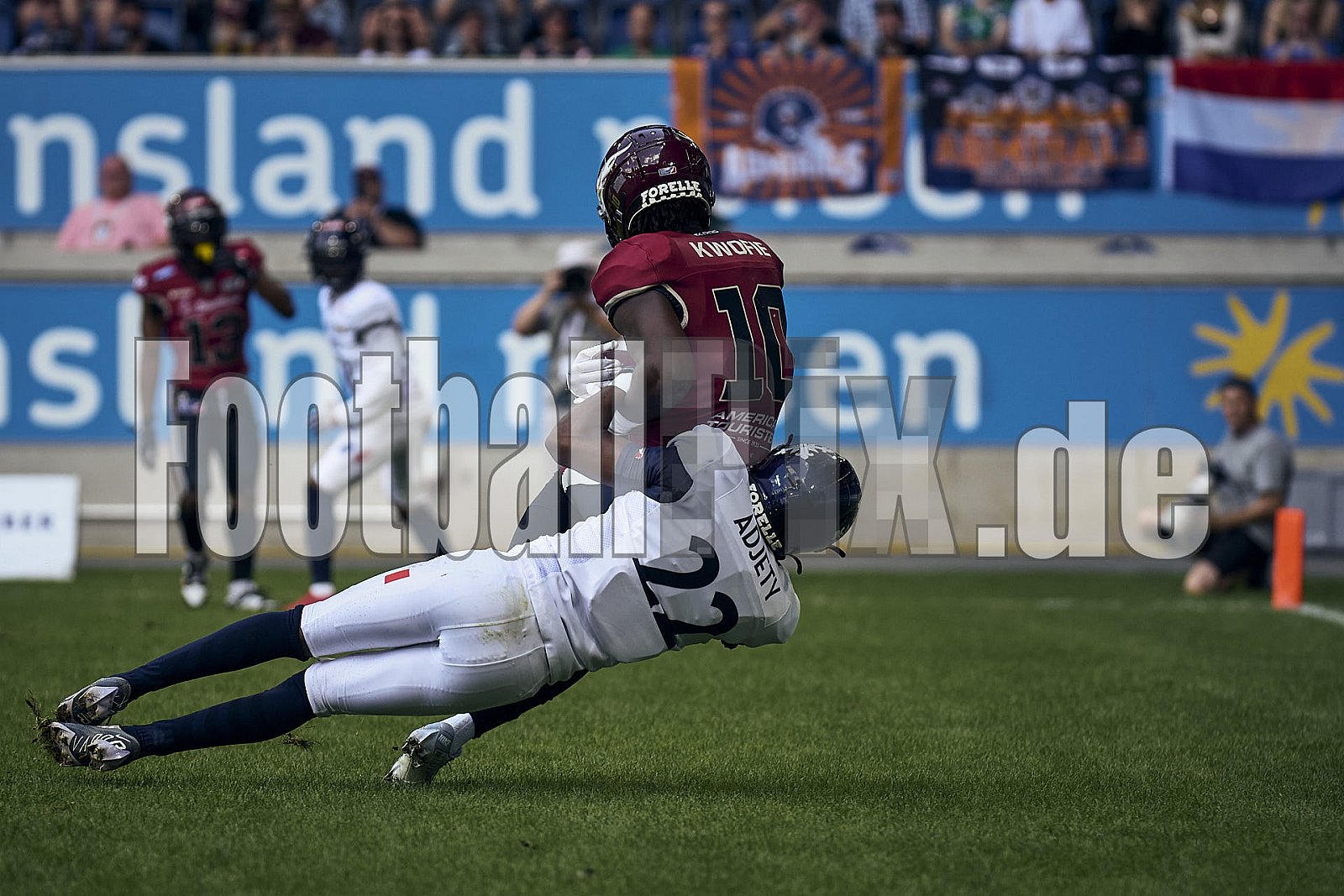 10.Spielwoche der European League of Football (ELF) Season 2024 Paris Musketeers at Rhein Fire am 28.07.2024 im Stadion Schauinsland-Reisen-Arena, Margaretenstraße 5-7, 47055 Duisburg. Spiel Endstand 06 : 38. Bildnummer: 2024-07-28_0402 - Elf ParisMusketeersAtRheinFire