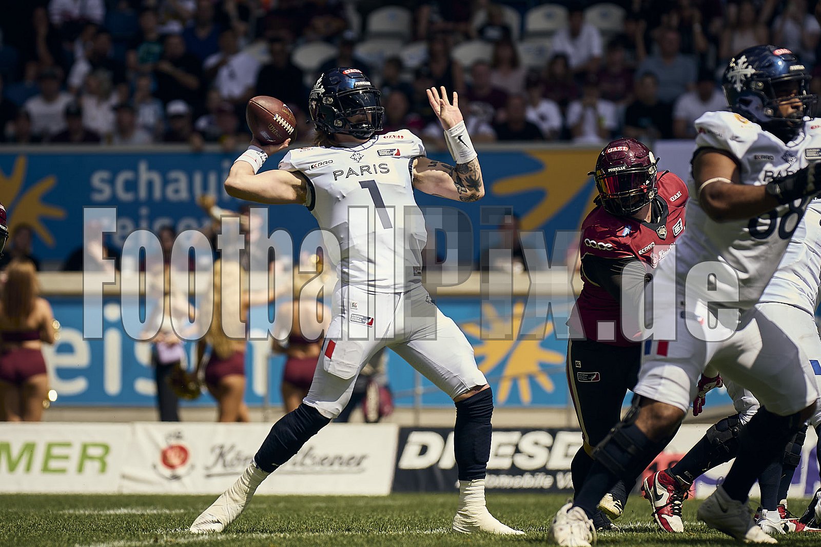 10.Spielwoche der European League of Football (ELF) Season 2024 Paris Musketeers at Rhein Fire am 28.07.2024 im Stadion Schauinsland-Reisen-Arena, Margaretenstraße 5-7, 47055 Duisburg. Spiel Endstand 06 : 38. Bildnummer: 2024-07-28_0460 - Elf ParisMusketeersAtRheinFire