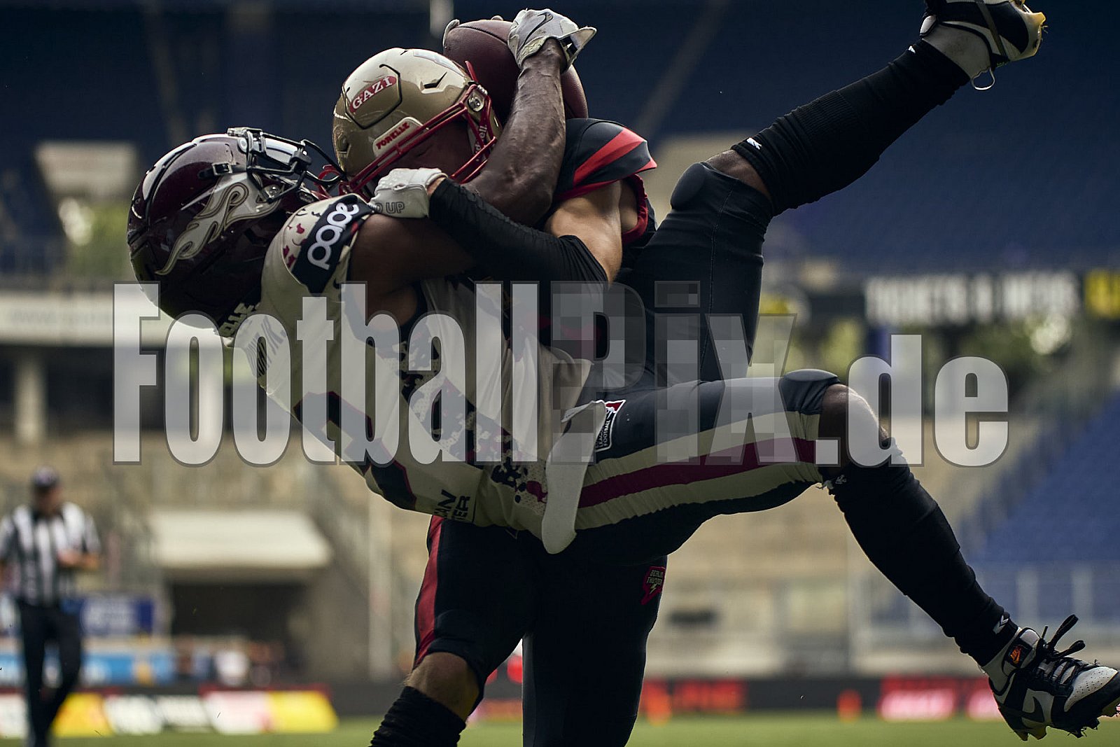 13.Spielwoche der European League of Football (ELF) Season 2024 Berlin Thunder at Rhein Fire am 18.08.2024 im Stadion . Spiel Endstand 14 : 47. Bildnummer: 2024-08-18_0499 - Elf BerlinThunderAtRheinFire