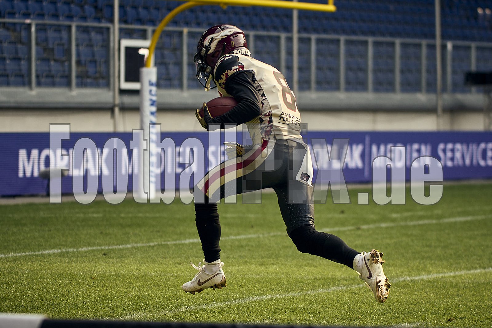 13.Spielwoche der European League of Football (ELF) Season 2024 Berlin Thunder at Rhein Fire am 18.08.2024 im Stadion . Spiel Endstand 14 : 47. Bildnummer: 2024-08-18_0755 - Elf BerlinThunderAtRheinFire