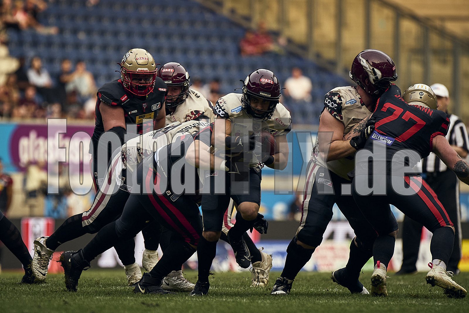 13.Spielwoche der European League of Football (ELF) Season 2024 Berlin Thunder at Rhein Fire am 18.08.2024 im Stadion . Spiel Endstand 14 : 47. Bildnummer: 2024-08-18_1015 - Elf BerlinThunderAtRheinFire
