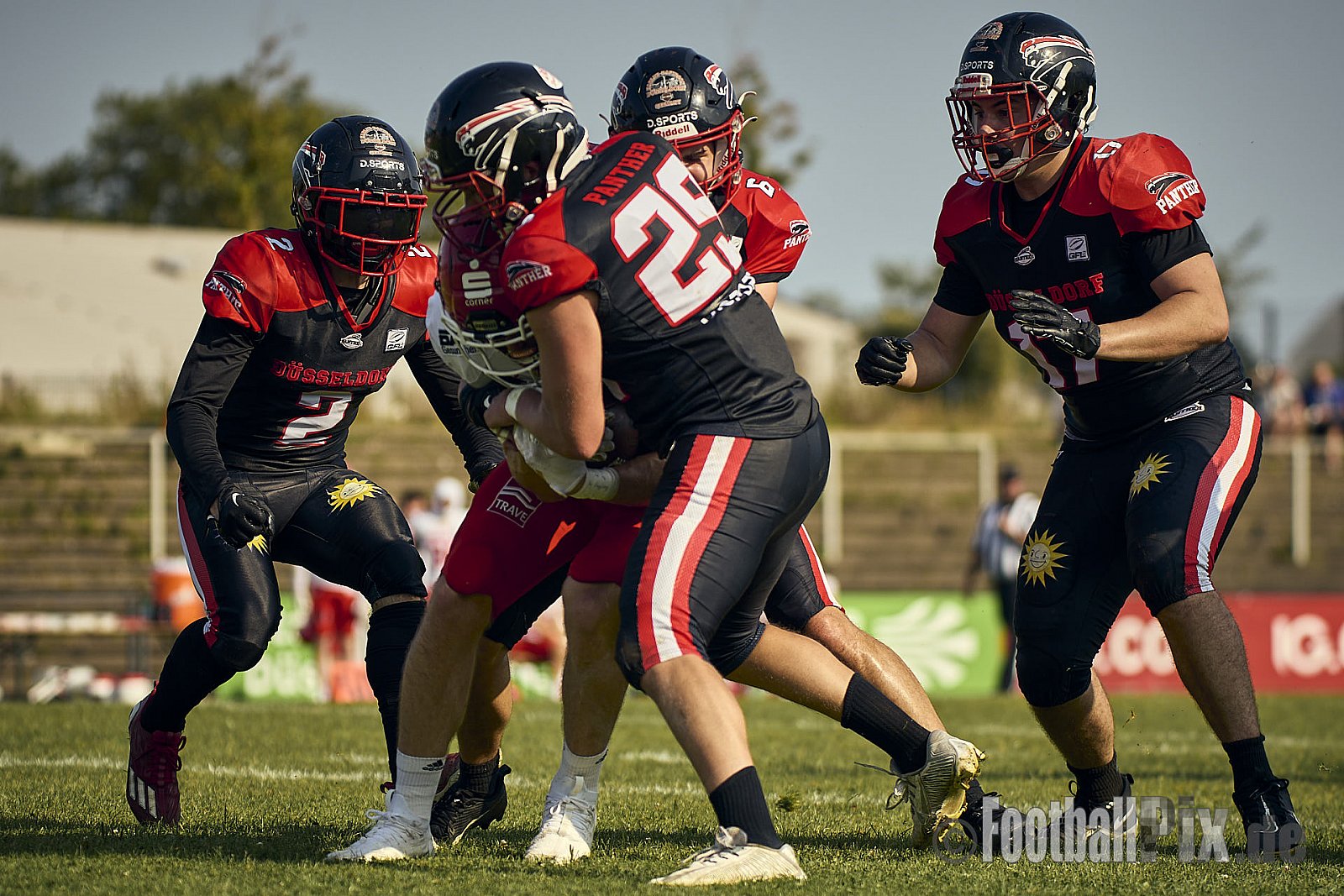GFL2 Season 2024 Düsseldorf Panther vs. Lübeck Cougars am 31.08.2024 im Bezirks Sportanlage Benrath, Nürnberger Straße, Benrath, Stadtbezirk 9, Dusseldorf, North Rhine-Westphalia, 40599, Germany. Punkte Endstand 16 : 10. - DPantherVsLuebeckCougars