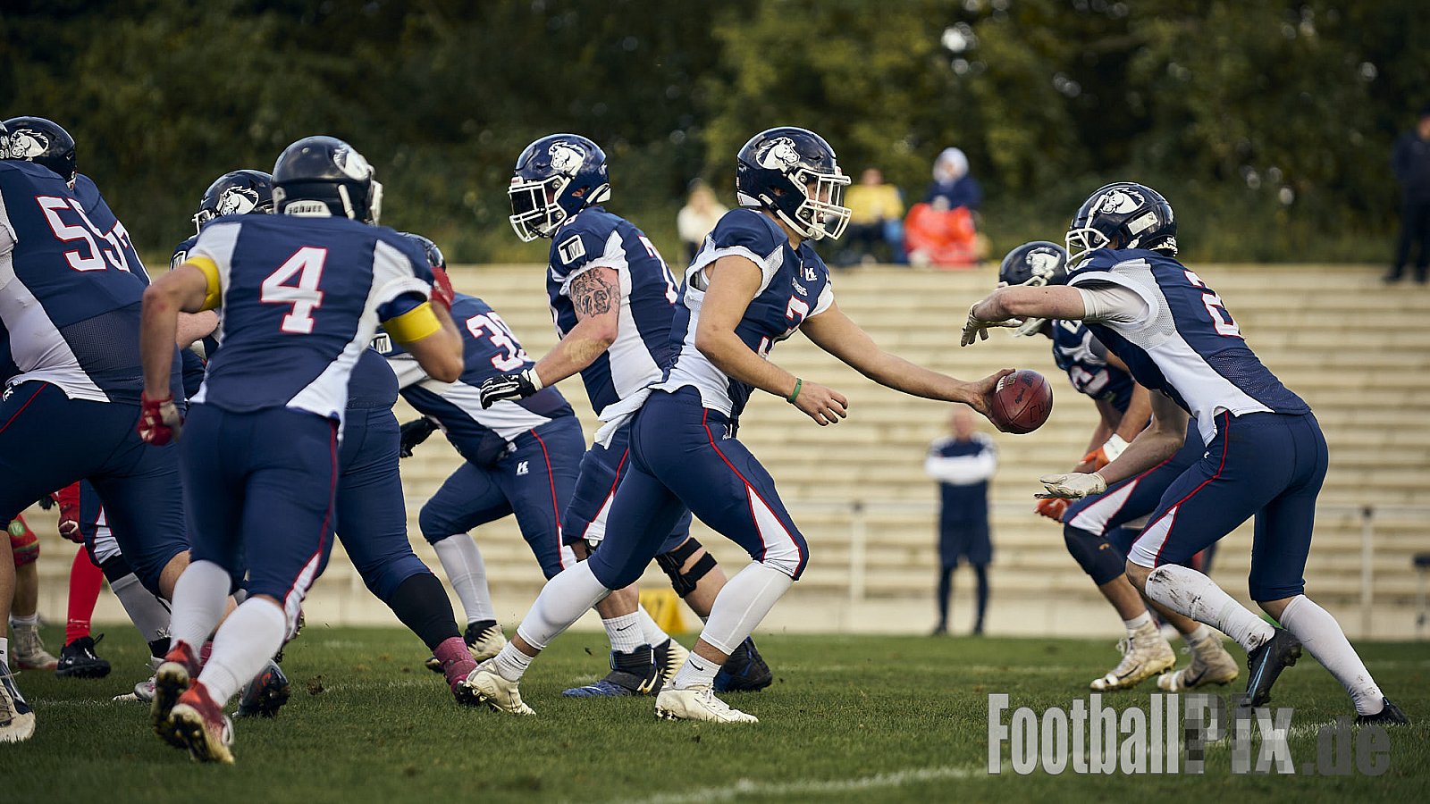AFCV VL NRW | Gelsenkirchen Devils vs. Recklinghausen Chargers | 28.09.2024 | BV Horst Süd 1962 e.V., Am Hesterkamp, Horst, Gelsenkirchen-West, Gelsenkirchen, North Rhine-Westphalia, 45899, Germany | Punkte Endstand 21 : 35 | Bildnummer: 2024-09-28_0206 - GelsenkirchenDevilsVsRecklinghausenChargers