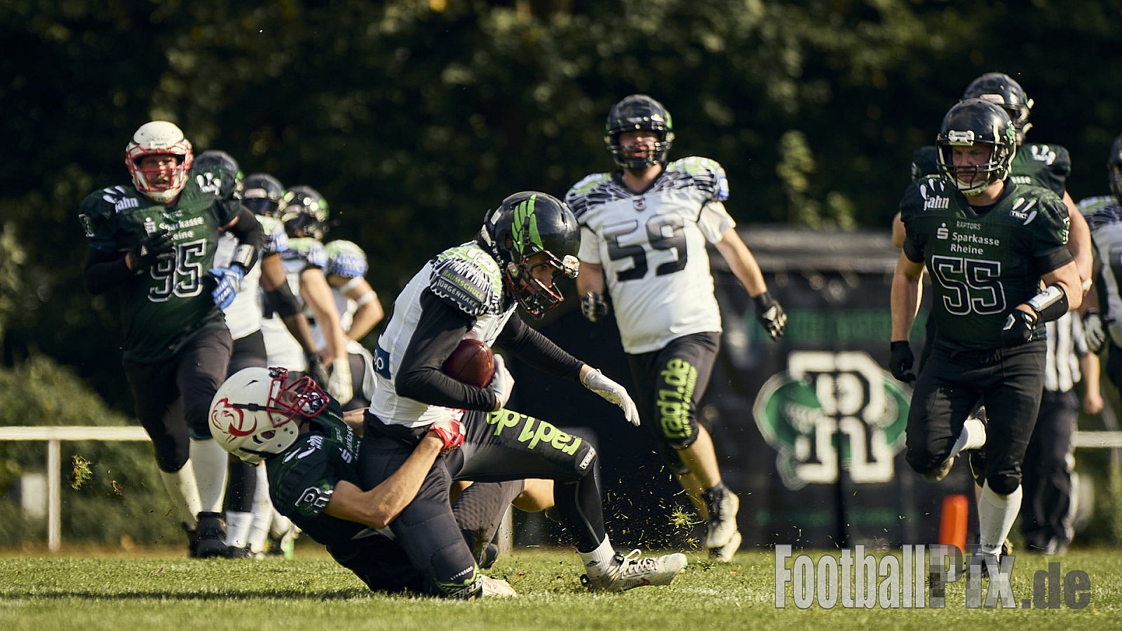 AFCV VL NRW | Rheine Raptors vs. Lippstadt Eagles | 29.09.2024 | Jahnstadion, Schützenstraße, Südesch, Eschendorf, Rheine, Kreis Steinfurt, North Rhine-Westphalia, 48429, Germany | Punkte Endstand 03 : 14 | Bildnummer: 2024-09-29_0196 - RheineRaptorsVsLippstadtEagles