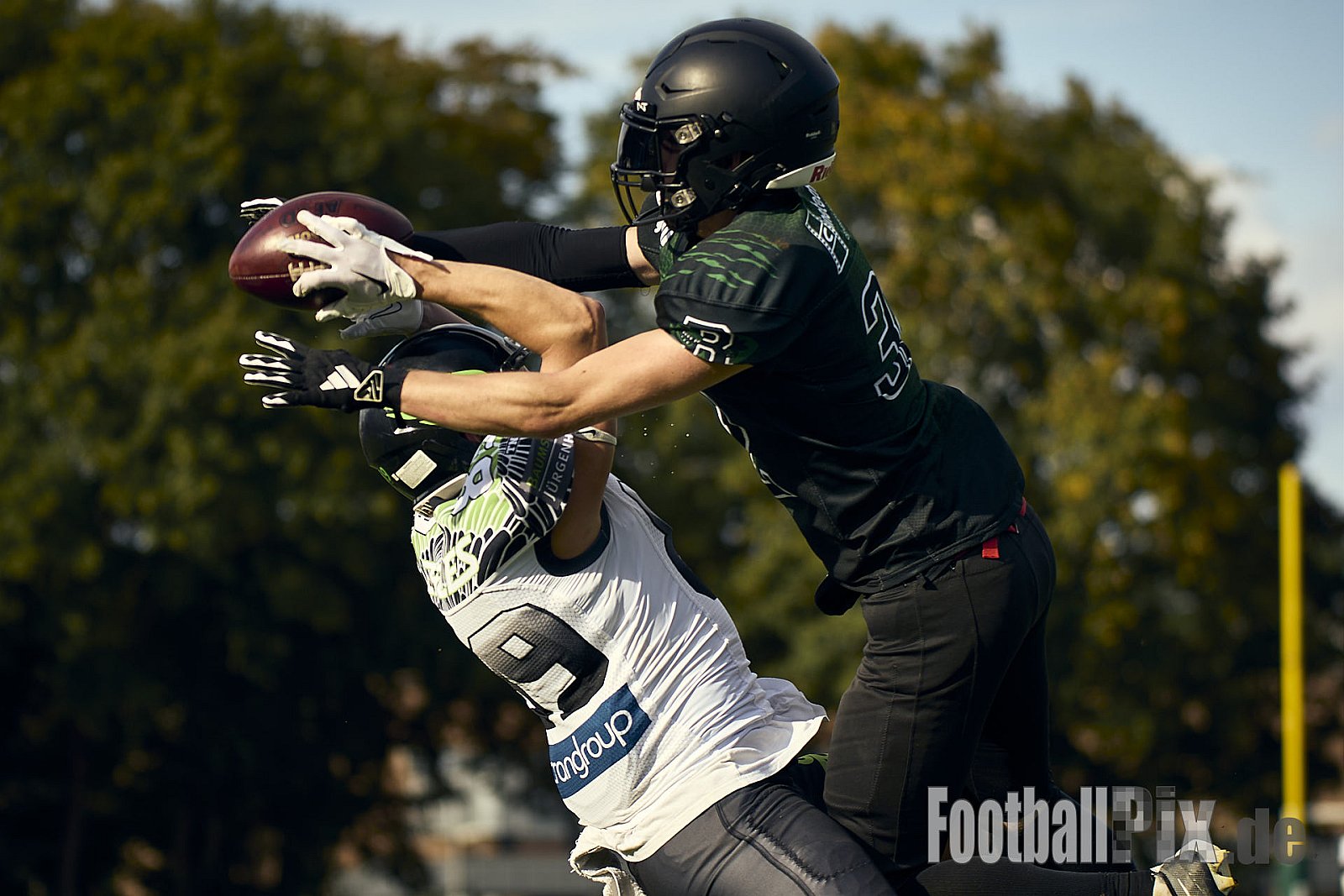 AFCV VL NRW | Rheine Raptors vs. Lippstadt Eagles | 29.09.2024 | Jahnstadion, Schützenstraße, Südesch, Eschendorf, Rheine, Kreis Steinfurt, North Rhine-Westphalia, 48429, Germany | Punkte Endstand 03 : 14 | Bildnummer: 2024-09-29_0385 - RheineRaptorsVsLippstadtEagles