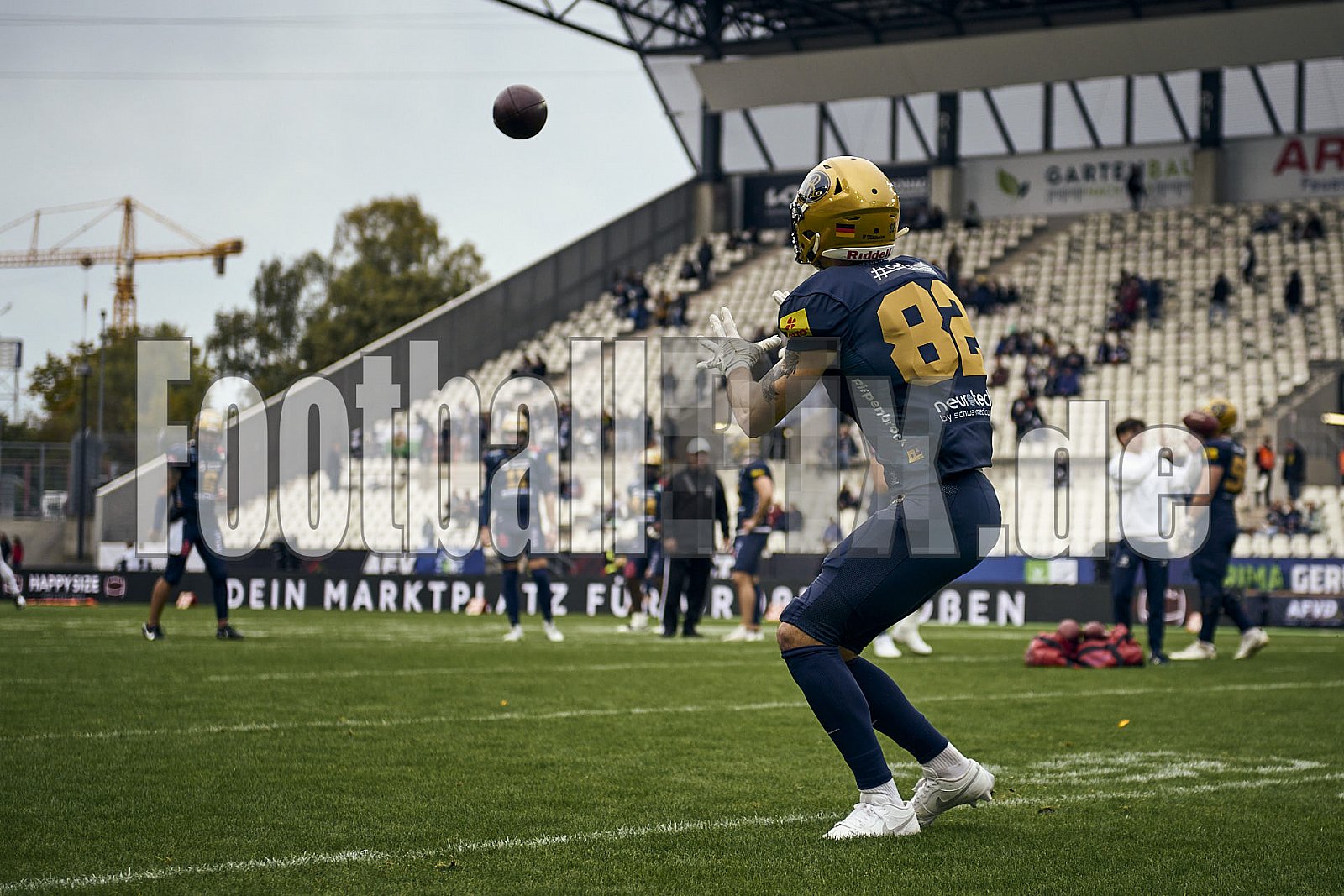 GFL Bowl | Potsdam Royals vs. Dresden Monarchs | 12.10.2024 | Stadion an der Hafenstraße, 97A, Hafenstraße, Vogelheim, Stadtbezirk V, Essen, North Rhine-Westphalia, 45356, Germany | Punkte Endstand 27 : 21 | Bildnummer: 2024-10-12_0026 - GFLBowl2024PotsdamRoyalsVsDresdenMonarchs