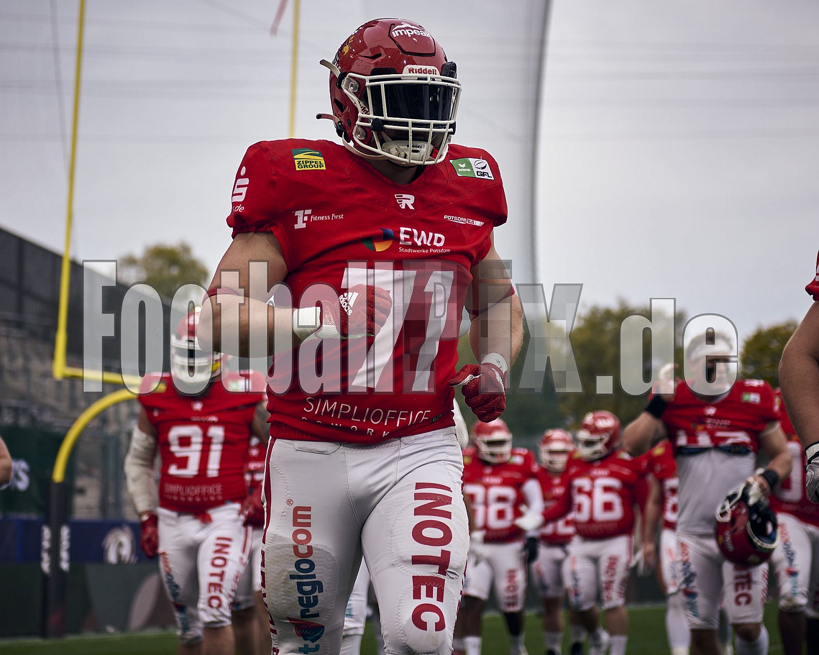 GFL Bowl | Potsdam Royals vs. Dresden Monarchs | 12.10.2024 | Stadion an der Hafenstraße, 97A, Hafenstraße, Vogelheim, Stadtbezirk V, Essen, North Rhine-Westphalia, 45356, Germany | Punkte Endstand 27 : 21 | Bildnummer: 2024-10-12_0069 - GFLBowl2024PotsdamRoyalsVsDresdenMonarchs