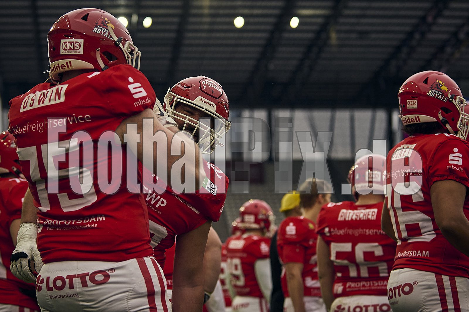 GFL Bowl | Potsdam Royals vs. Dresden Monarchs | 12.10.2024 | Stadion an der Hafenstraße, 97A, Hafenstraße, Vogelheim, Stadtbezirk V, Essen, North Rhine-Westphalia, 45356, Germany | Punkte Endstand 27 : 21 | Bildnummer: 2024-10-12_0366 - GFLBowl2024PotsdamRoyalsVsDresdenMonarchs