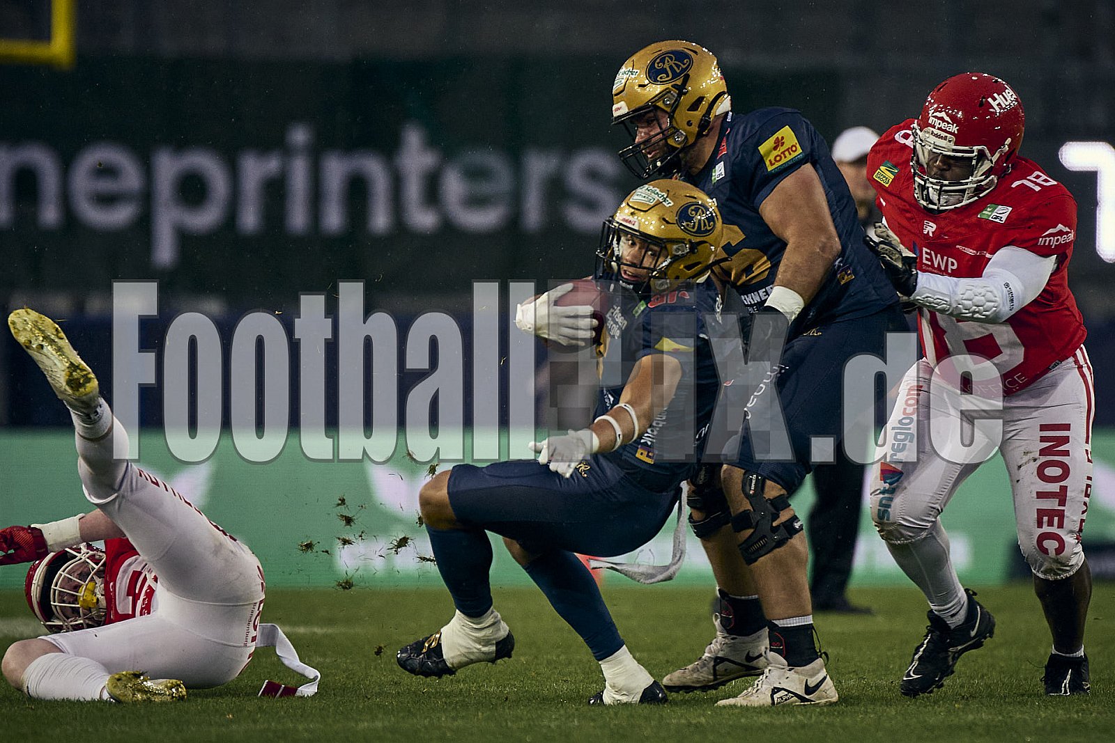 GFL Bowl | Potsdam Royals vs. Dresden Monarchs | 12.10.2024 | Stadion an der Hafenstraße, 97A, Hafenstraße, Vogelheim, Stadtbezirk V, Essen, North Rhine-Westphalia, 45356, Germany | Punkte Endstand 27 : 21 | Bildnummer: 2024-10-12_0575 - GFLBowl2024PotsdamRoyalsVsDresdenMonarchs