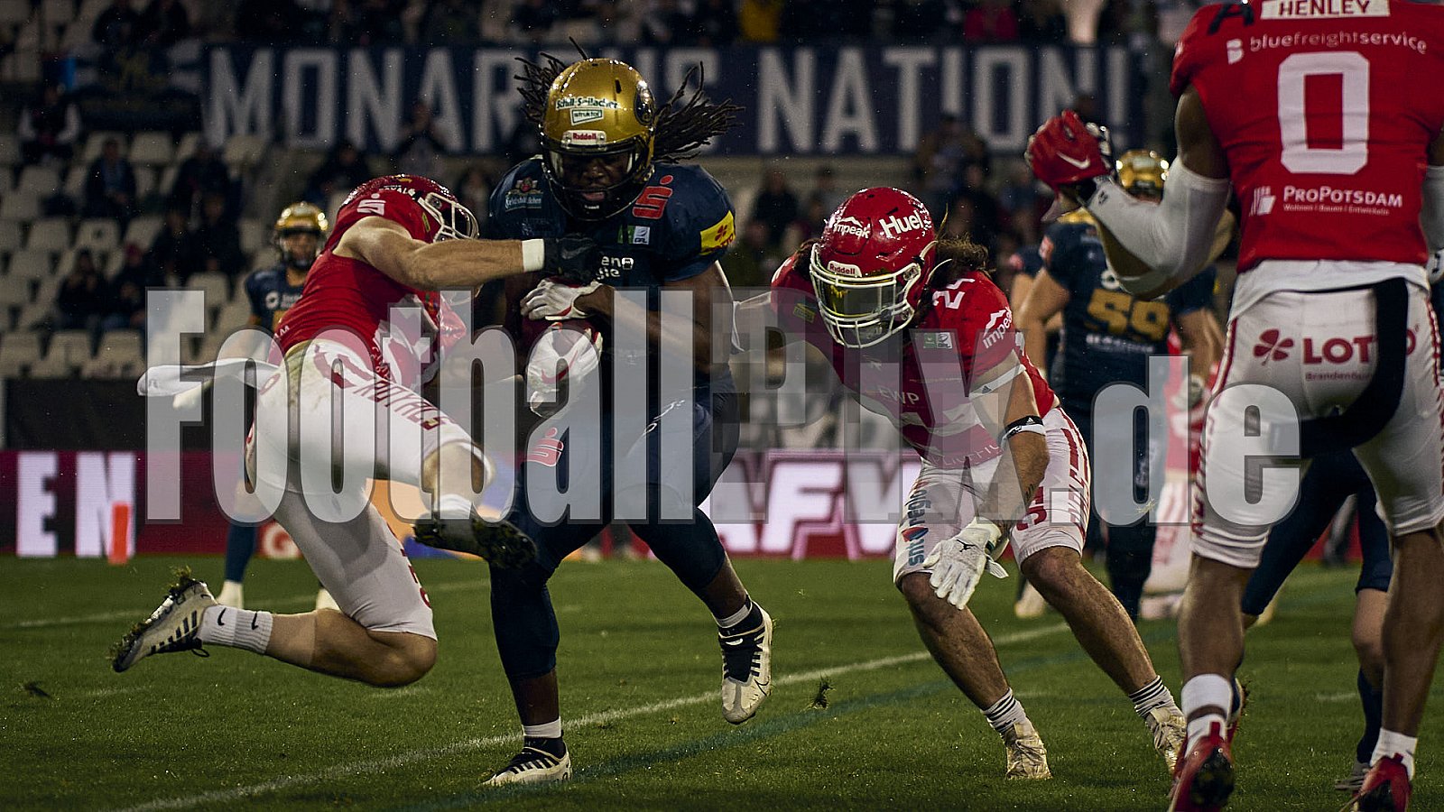 GFL Bowl | Potsdam Royals vs. Dresden Monarchs | 12.10.2024 | Stadion an der Hafenstraße, 97A, Hafenstraße, Vogelheim, Stadtbezirk V, Essen, North Rhine-Westphalia, 45356, Germany | Punkte Endstand 27 : 21 | Bildnummer: 2024-10-12_0653 - GFLBowl2024PotsdamRoyalsVsDresdenMonarchs