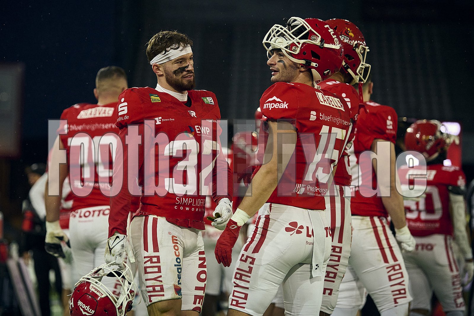 GFL Bowl | Potsdam Royals vs. Dresden Monarchs | 12.10.2024 | Stadion an der Hafenstraße, 97A, Hafenstraße, Vogelheim, Stadtbezirk V, Essen, North Rhine-Westphalia, 45356, Germany | Punkte Endstand 27 : 21 | Bildnummer: 2024-10-12_0671 - GFLBowl2024PotsdamRoyalsVsDresdenMonarchs