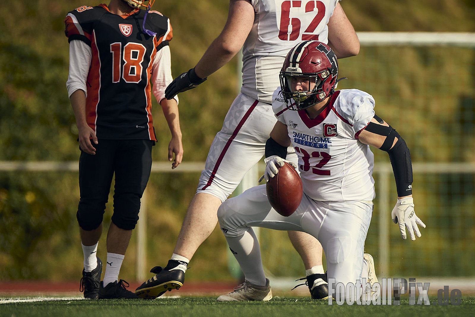 AFCV LL NRW | Cologne Ronin vs. Iserlohn Titans | 19.10.2024 | Bezirkssportanlage Rodenkirchen, Sürther Straße, Michaelshoven, Rodenkirchen, Cologne, North Rhine-Westphalia, 50999, Germany | Punkte Endstand 29 : 42 | Bildnummer: 2024-10-19_0059 - CologneRoninVsIserlohnTitans