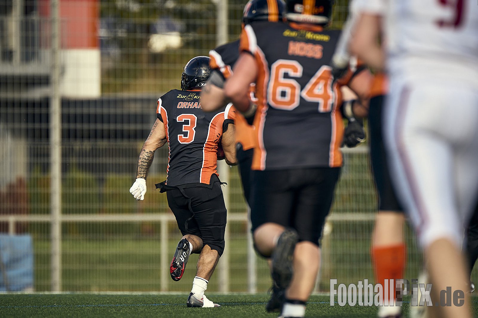 AFCV LL NRW | Cologne Ronin vs. Iserlohn Titans | 19.10.2024 | Bezirkssportanlage Rodenkirchen, Sürther Straße, Michaelshoven, Rodenkirchen, Cologne, North Rhine-Westphalia, 50999, Germany | Punkte Endstand 29 : 42 | Bildnummer: 2024-10-19_0213 - CologneRoninVsIserlohnTitans