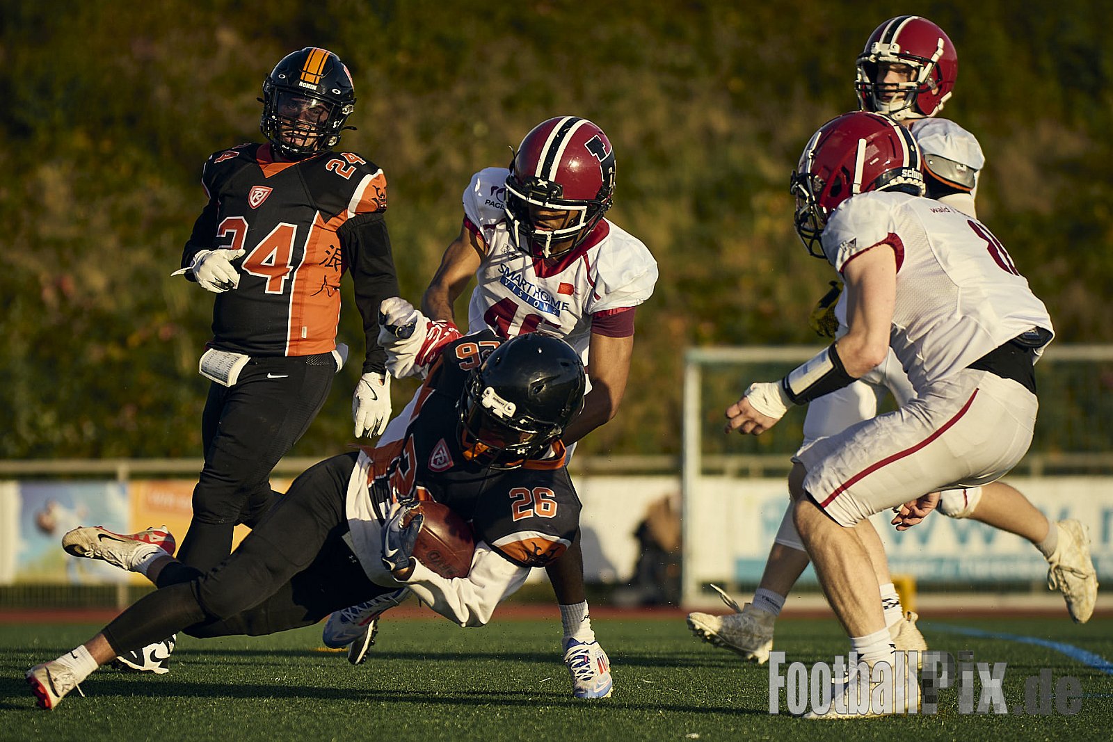 AFCV LL NRW | Cologne Ronin vs. Iserlohn Titans | 19.10.2024 | Bezirkssportanlage Rodenkirchen, Sürther Straße, Michaelshoven, Rodenkirchen, Cologne, North Rhine-Westphalia, 50999, Germany | Punkte Endstand 29 : 42 | Bildnummer: 2024-10-19_0662 - CologneRoninVsIserlohnTitans