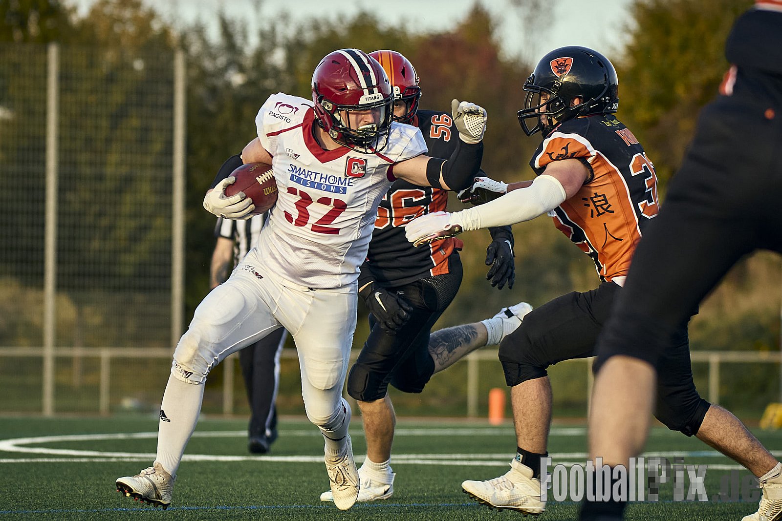 AFCV LL NRW | Cologne Ronin vs. Iserlohn Titans | 19.10.2024 | Bezirkssportanlage Rodenkirchen, Sürther Straße, Michaelshoven, Rodenkirchen, Cologne, North Rhine-Westphalia, 50999, Germany | Punkte Endstand 29 : 42 | Bildnummer: 2024-10-19_0703 - CologneRoninVsIserlohnTitans