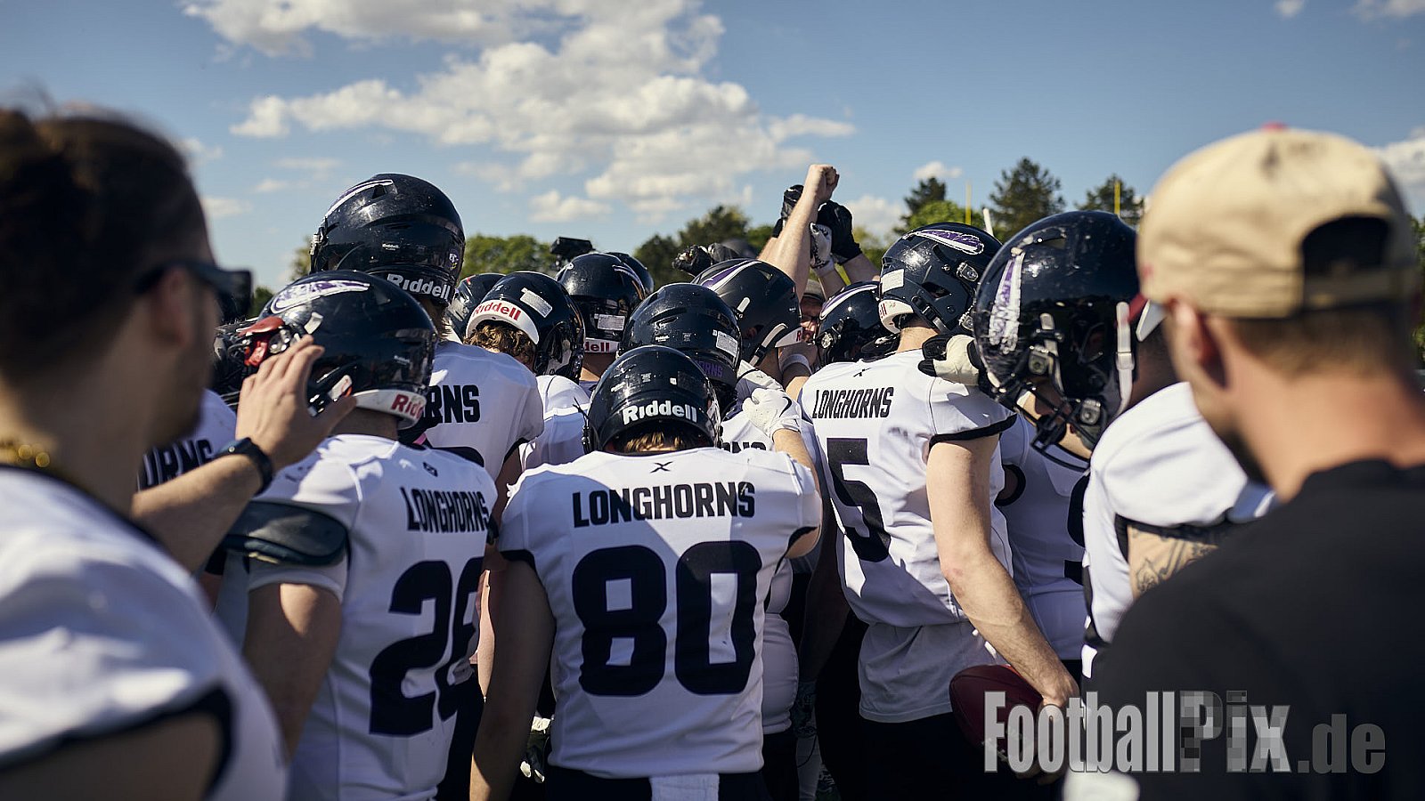 GFL | Merkur Bowl Düsseldorf Panther vs. Langenfeld Longhorns | 26.04.2025 |  | Punkte Endstand 34 : 06 | Bildnummer: 2025-04-26_0035 - MerkurBowlDPantherVsLagenfeldLonghorns