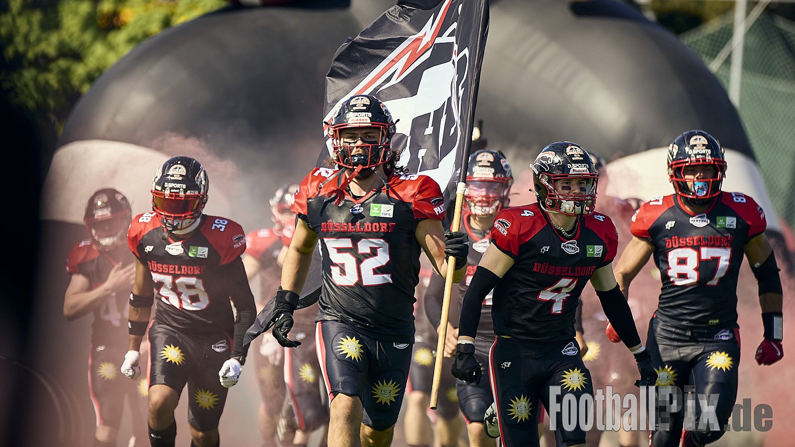GFL | Merkur Bowl Düsseldorf Panther vs. Langenfeld Longhorns | 26.04.2025 |  | Punkte Endstand 34 : 06 | Bildnummer: 2025-04-26_0054 - MerkurBowlDPantherVsLagenfeldLonghorns