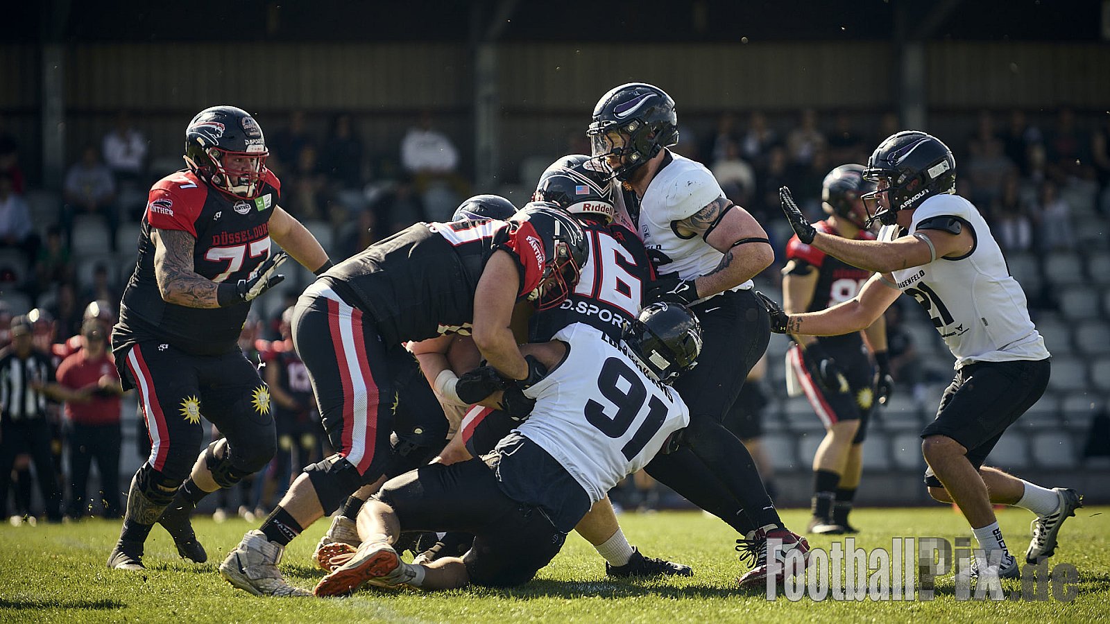 GFL | Merkur Bowl Düsseldorf Panther vs. Langenfeld Longhorns | 26.04.2025 |  | Punkte Endstand 34 : 06 | Bildnummer: 2025-04-26_0235 - MerkurBowlDPantherVsLagenfeldLonghorns