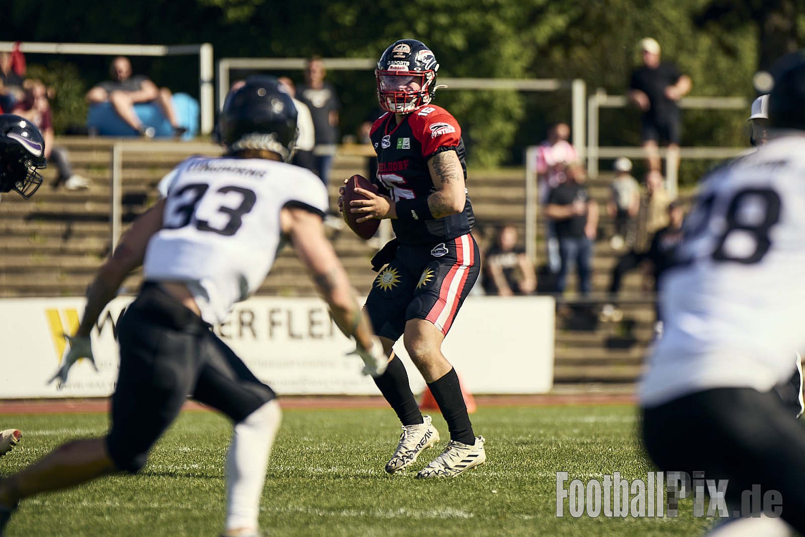 GFL | Merkur Bowl Düsseldorf Panther vs. Langenfeld Longhorns | 26.04.2025 |  | Punkte Endstand 34 : 06 | Bildnummer: 2025-04-26_0307 - MerkurBowlDPantherVsLagenfeldLonghorns