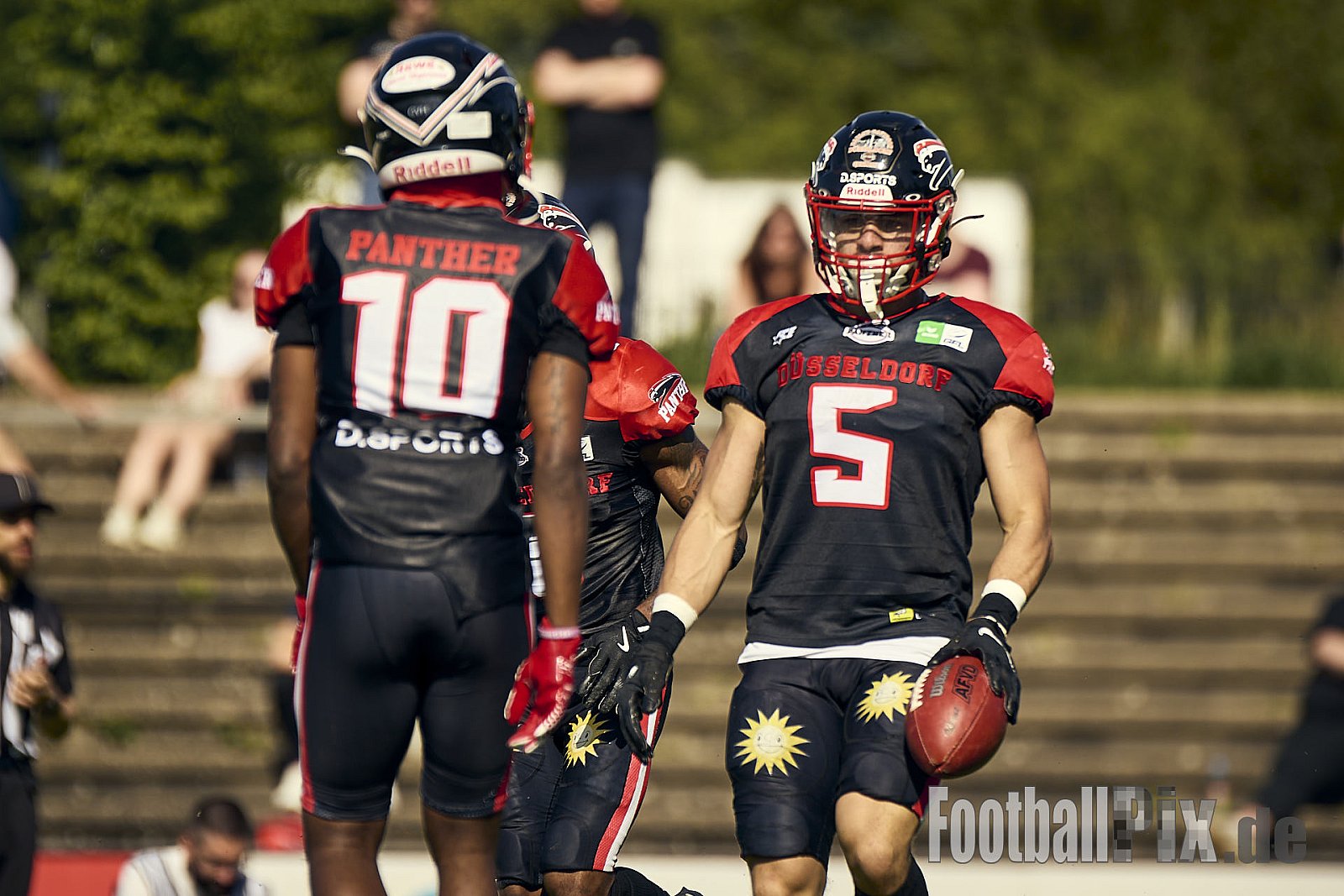 GFL | Merkur Bowl Düsseldorf Panther vs. Langenfeld Longhorns | 26.04.2025 |  | Punkte Endstand 34 : 06 | Bildnummer: 2025-04-26_0367 - MerkurBowlDPantherVsLagenfeldLonghorns