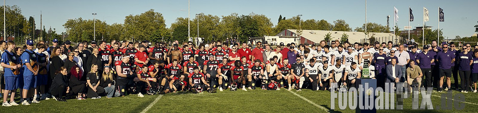 GFL | Merkur Bowl Düsseldorf Panther vs. Langenfeld Longhorns | 26.04.2025 |  | Punkte Endstand 34 : 06 | Bildnummer: 2025-04-26_0509 - MerkurBowlDPantherVsLagenfeldLonghorns
