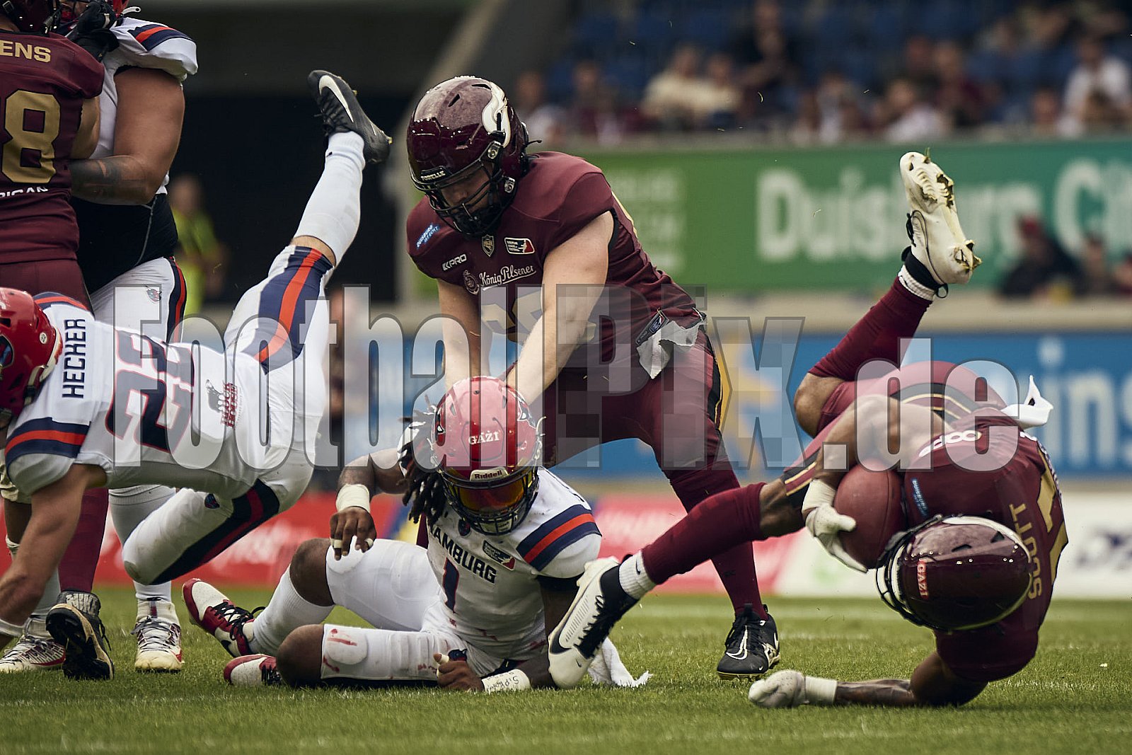 #11 Jonathan Scott, Fullback, Rhein Fire | ELF | Hamburg Sea Devils at Rhein Fire |  Punkte Endstand 0 : 43 | Schauinsland-Reisen-Arena, Duisburg | 14.06.2025 - HamburgSeaDevilsAtRheinFire