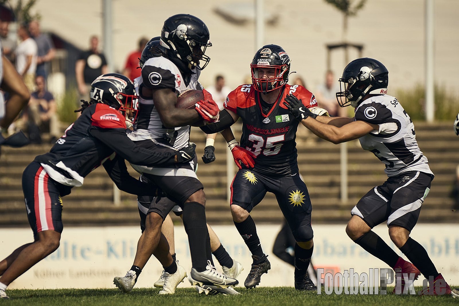 GFL | Düsseldorf Panther vs. Berlin Rebels |  Punkte Endstand 14 : 21 | Stadion Benrath, Dusseldorf | 15.06.2025
Job ID: 2025-06-15_0584 - DPantherVsBerlinRebels