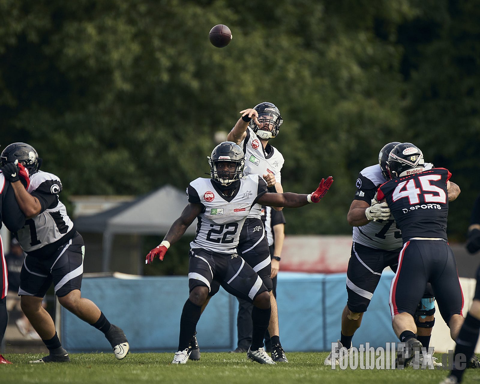 GFL | Düsseldorf Panther vs. Berlin Rebels |  Punkte Endstand 14 : 21 | Stadion Benrath, Dusseldorf | 15.06.2025
Job ID: 2025-06-15_0640 - DPantherVsBerlinRebels