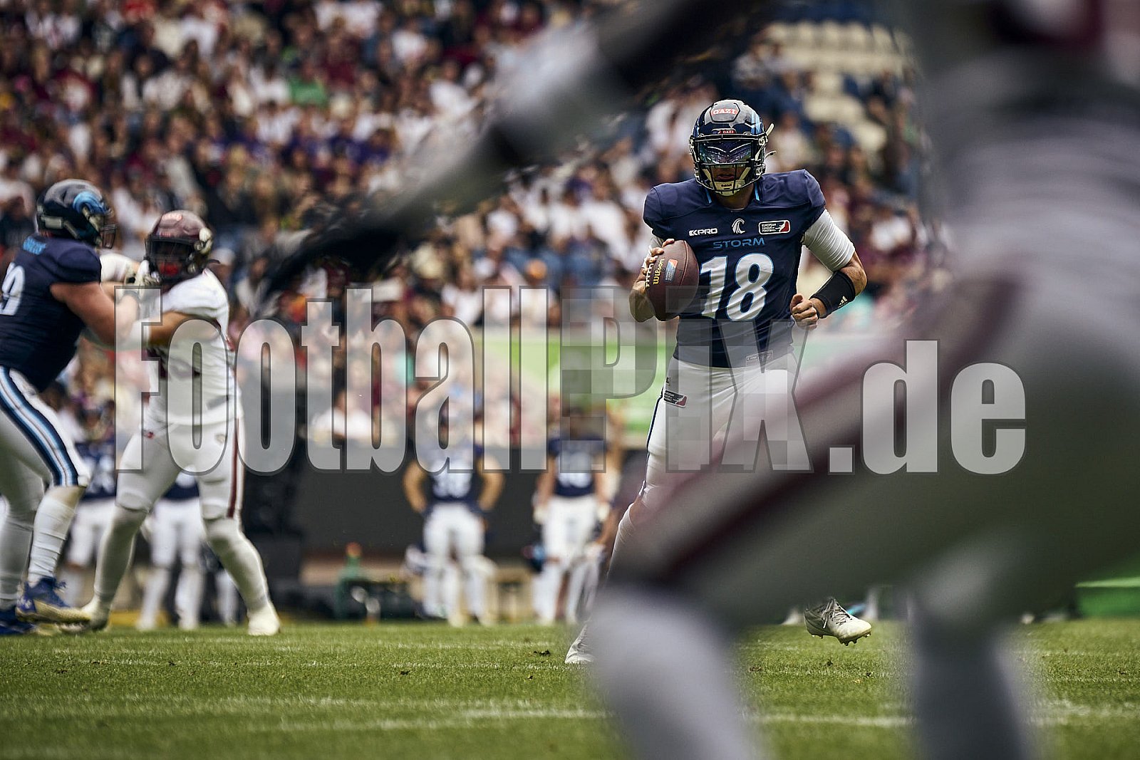 #18 Jadrian Clark, Quarterback, Nordic Storm | ELF | Nordic Storm at Rhein Fire |  Punkte Endstand 19 : 27 | Schauinsland-Reisen-Arena, Duisburg | 17.08.2025 - NordicStormAtRheinFire